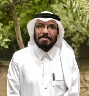 نحن وأنت في الأكفان